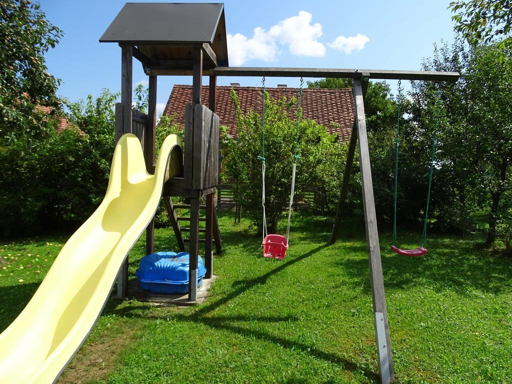 Landlust-Ferienhaus Am Rosenhof Hartberg Exteriér fotografie